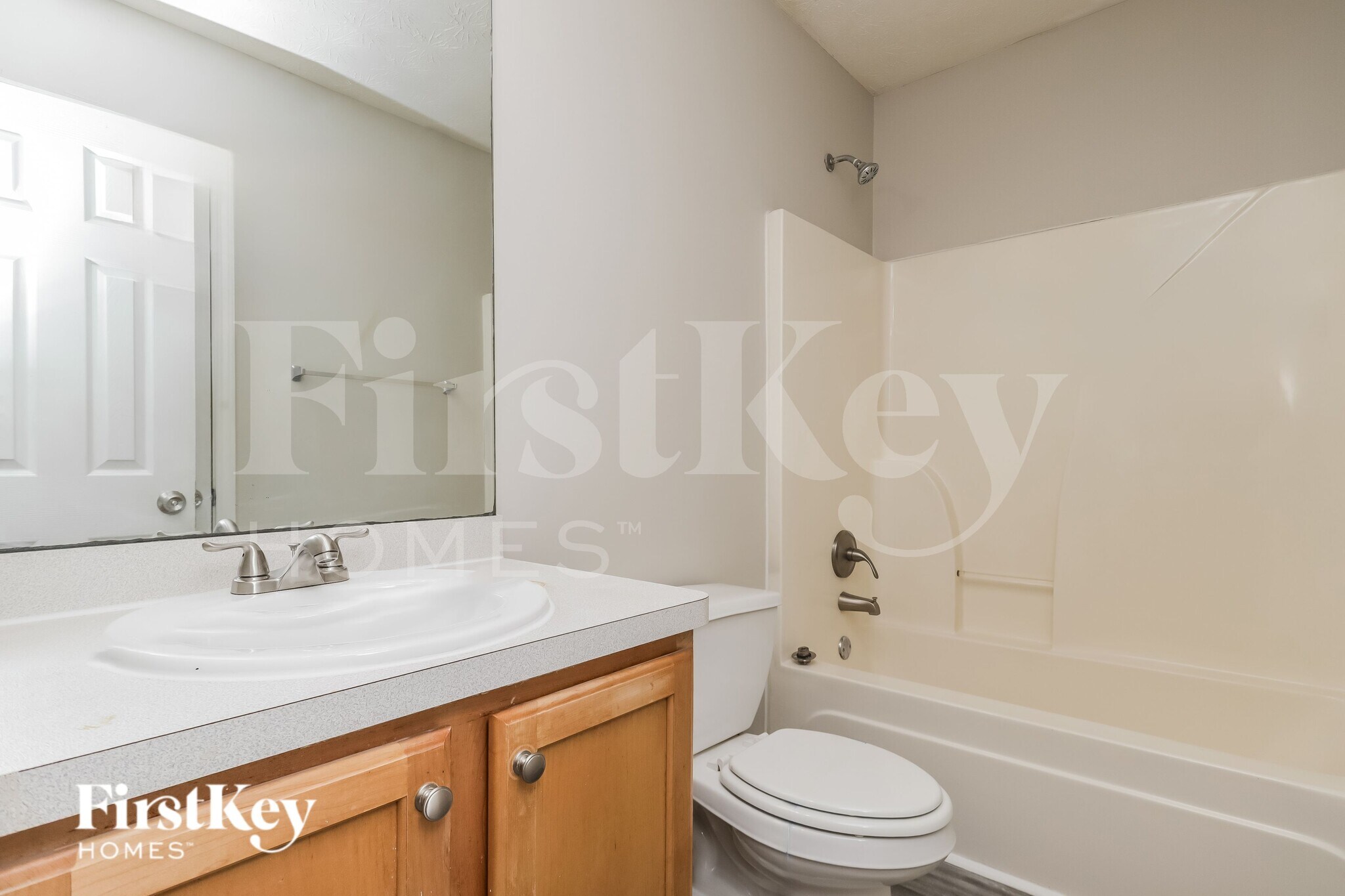 Building Photo - 200 Fairview Chase Rd