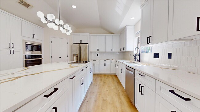 Building Photo - 22010 Rockchester Dr