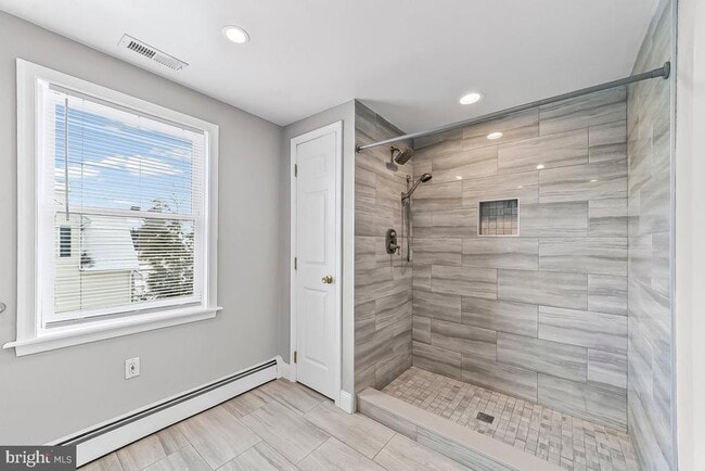 Building Photo - 4236 Florida Ave