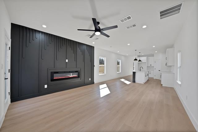 Building Photo - 4228 Aztec Dr