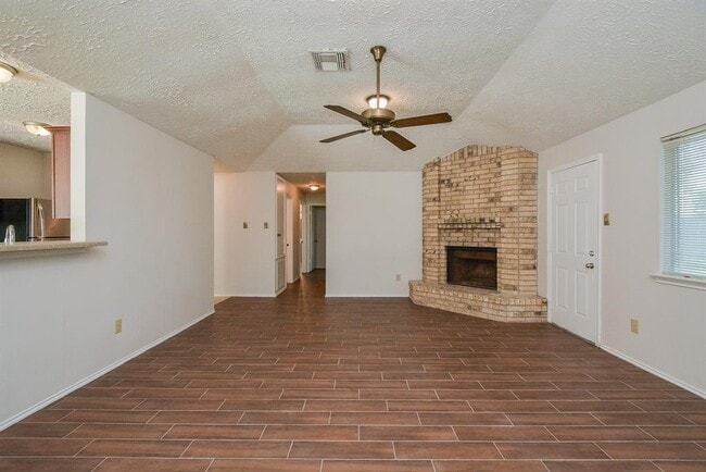 Building Photo - 6206 Bryant Pond Dr