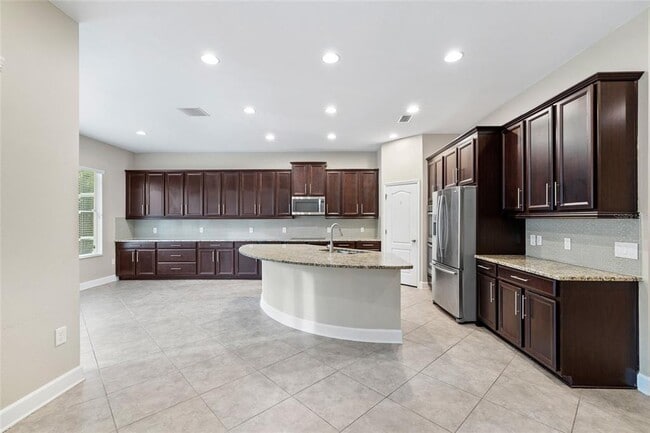 Building Photo - 4123 Windcrest Dr