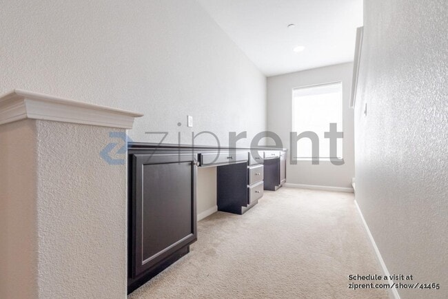 Building Photo - 776 Open Range Ave