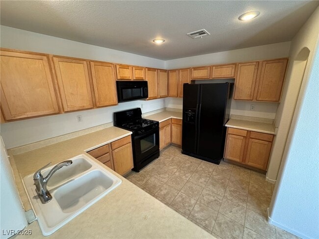 Building Photo - 9208 Nerone Ave