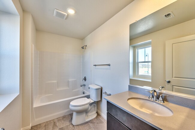Building Photo - 2825 Gallarate Dr