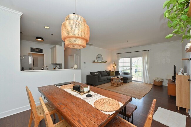 Building Photo - **SOPHISTICATED URBAN RETREAT IN THE HEART OF LENOX VILLAGE**