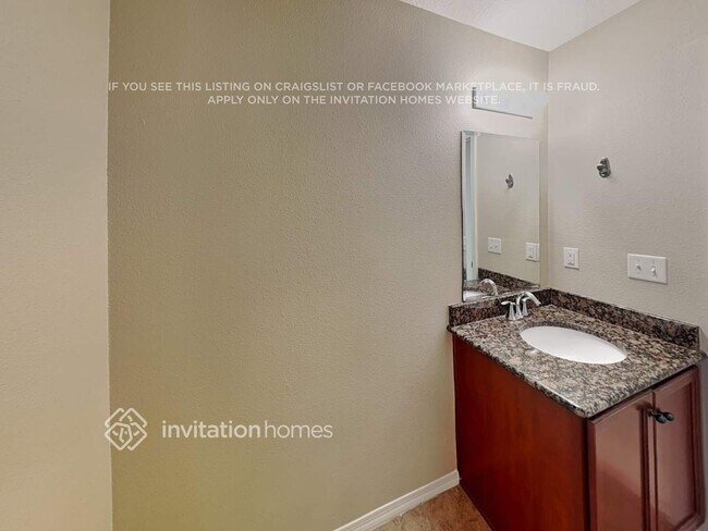 Building Photo - 240 Star Shell Dr