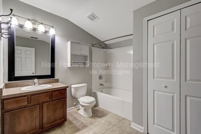 Building Photo - 412 Chattan Way