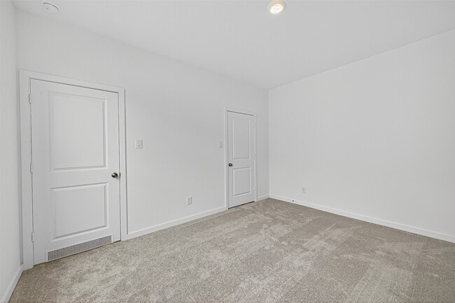 Building Photo - 28623 Great Saddle Trl