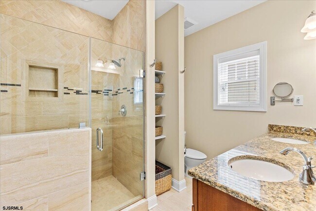 Building Photo - 16 S Decatur Ave