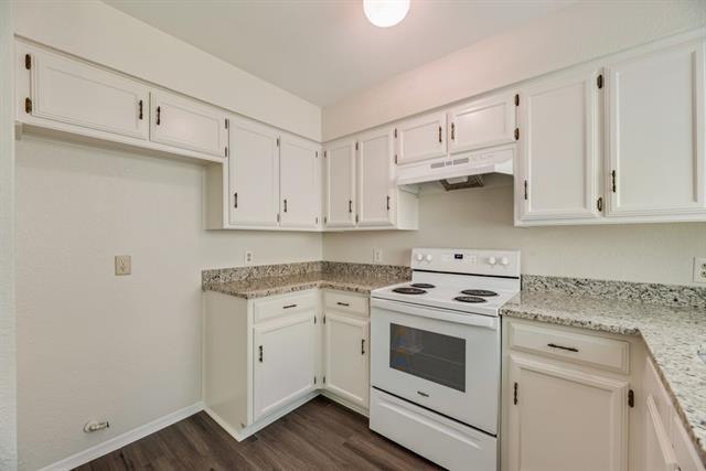 Building Photo - 105 Wildwood Ct