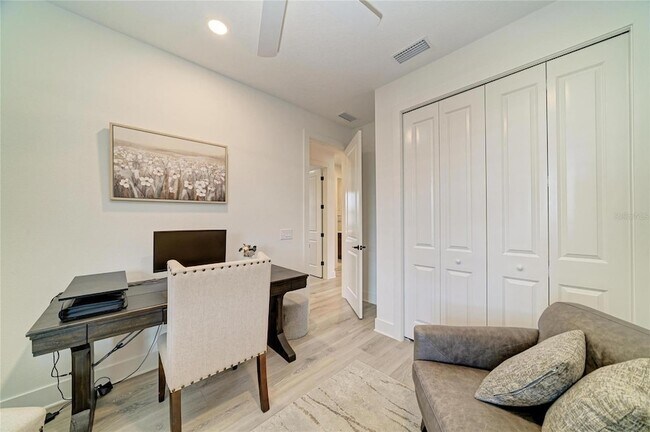 Building Photo - 1047 Waterline Ct