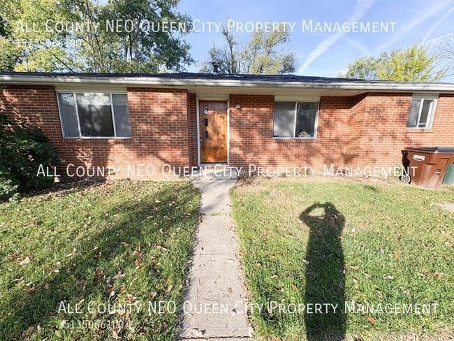 Building Photo - 7733 Harrington Ave