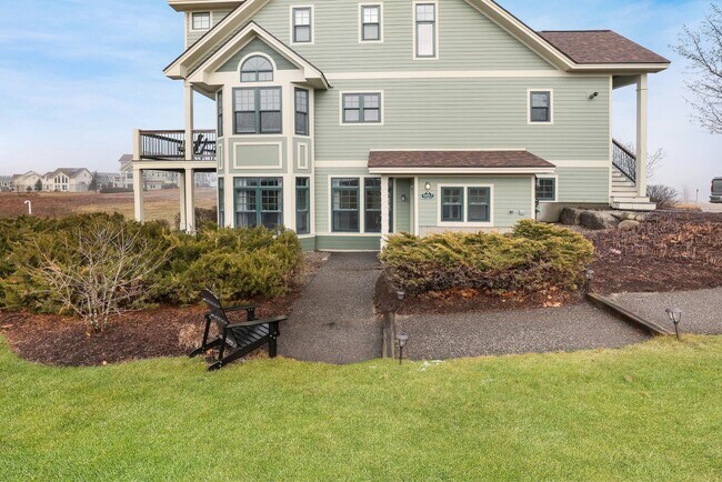 Building Photo - 43 Lafayette Rd