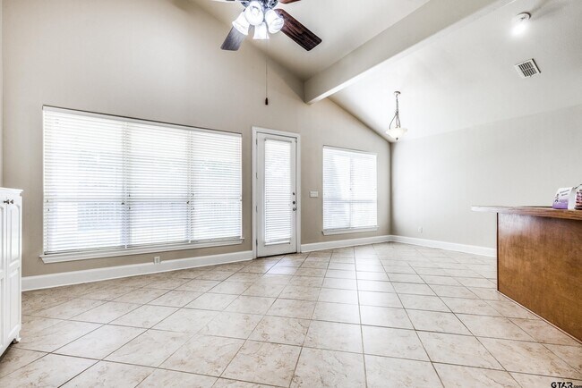 Building Photo - 12579 Kara Lynn Place