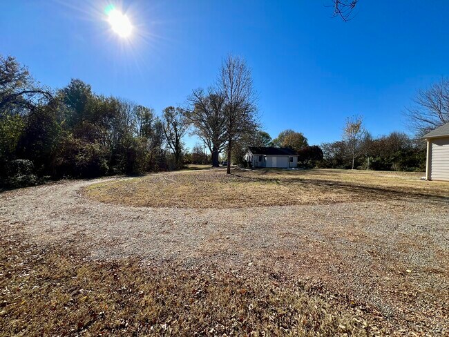 Building Photo - 9532 Harwood Ln