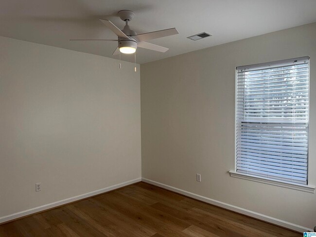 Building Photo - 521 Reach Dr