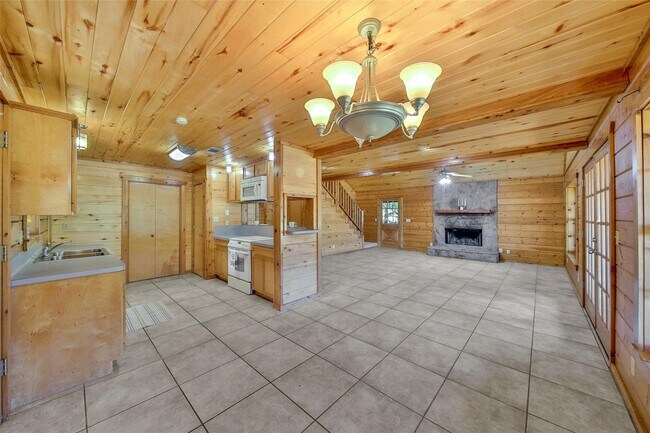 Building Photo - 76 Hunters Creek Dr