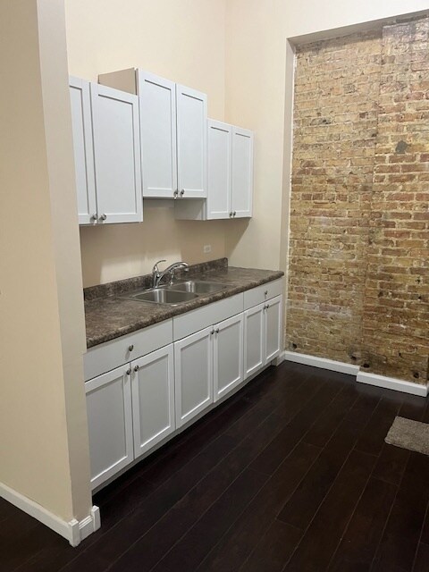 Kitchen - 12705 Honore St