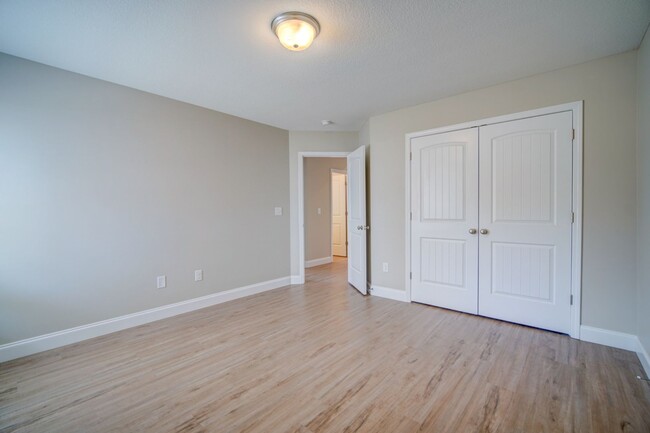 Building Photo - Open Floor Plan Home in Lyman/District 1 S...