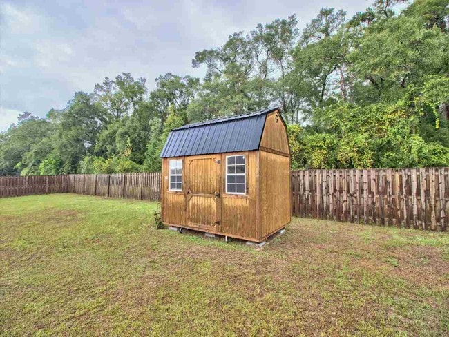 Building Photo - 250 Tillis Ln