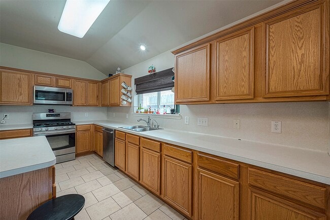 Building Photo - 1602 Rustic Hollow Ln