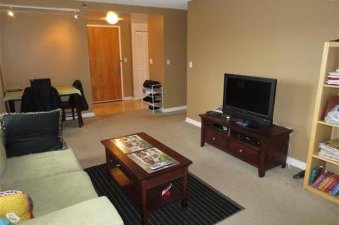 Building Photo - 15 N Beacon St