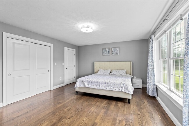 Building Photo - 21 Pasture Brook Rd