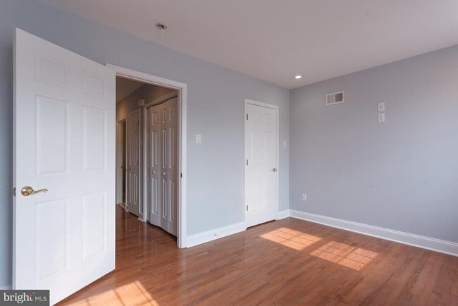 Building Photo - 1022 S Colorado St