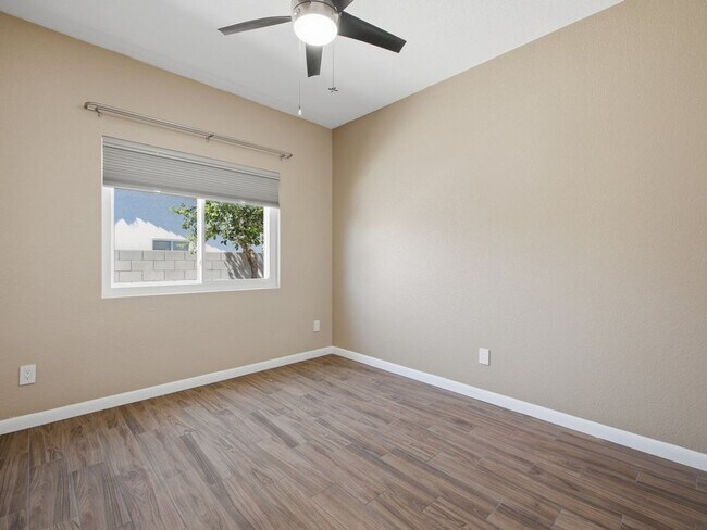 Building Photo - 8647 E Bullrider Pl