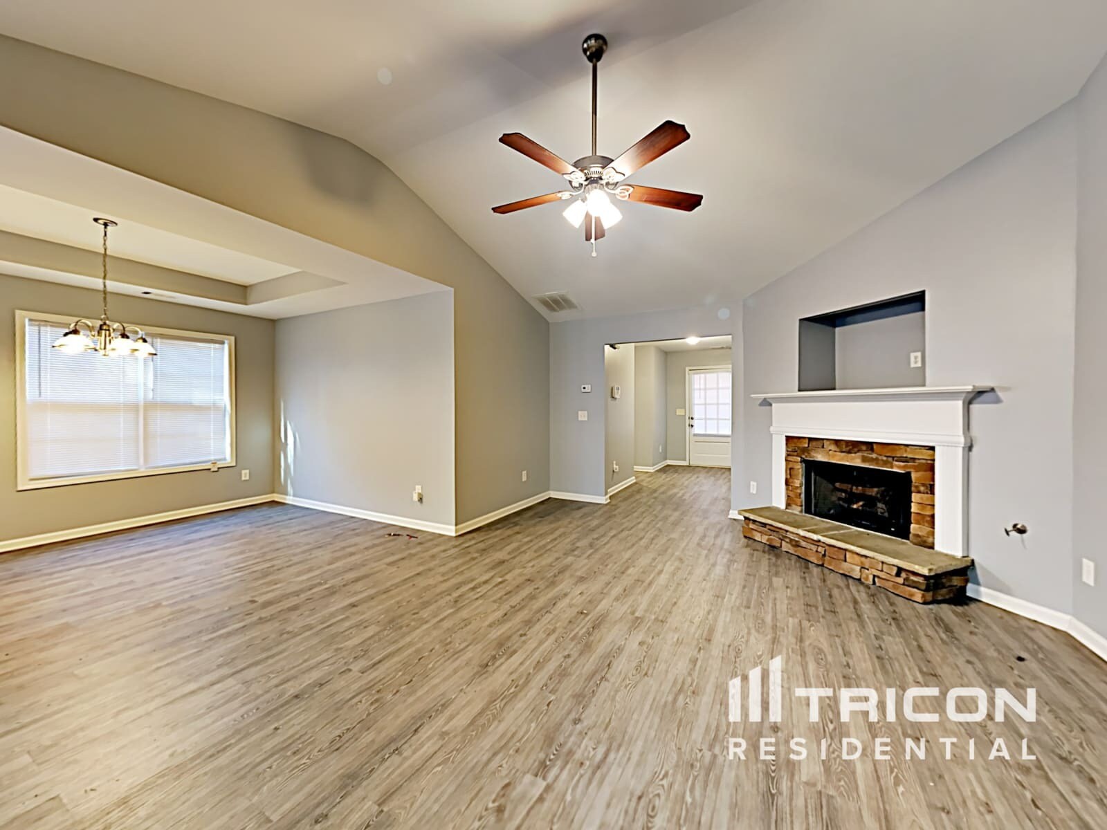Building Photo - 640 Fairgreen Trail
