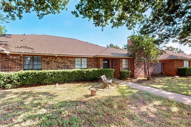 Building Photo - 1902 N Irving Heights Dr