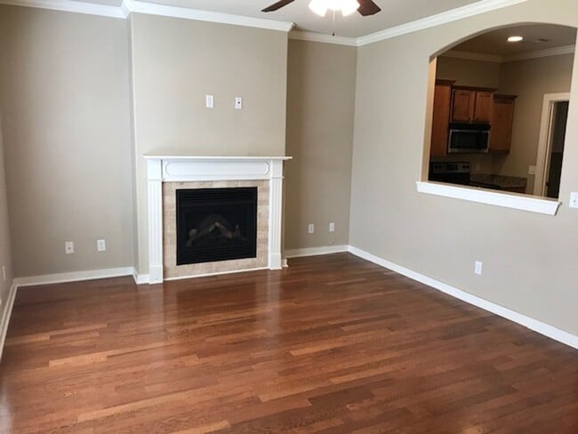 Building Photo - Maumelle Townhome