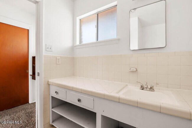 Building Photo - 3313 Cork Dr