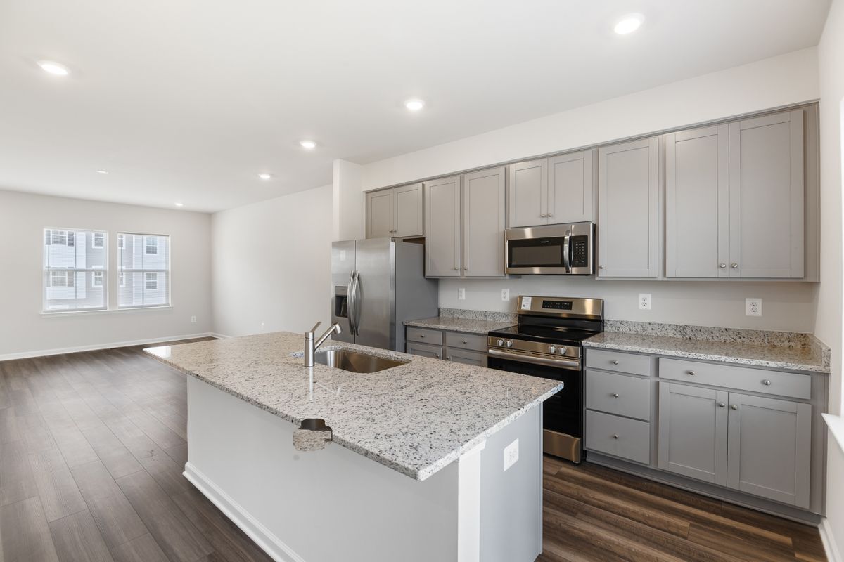Building Photo - 105 Milburn Dr