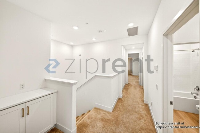 Building Photo - 12271 Summer Ln