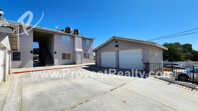 Building Photo - 16687 Zenda St
