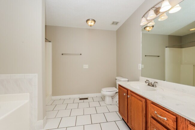 Building Photo - 1605 Dodd Trail