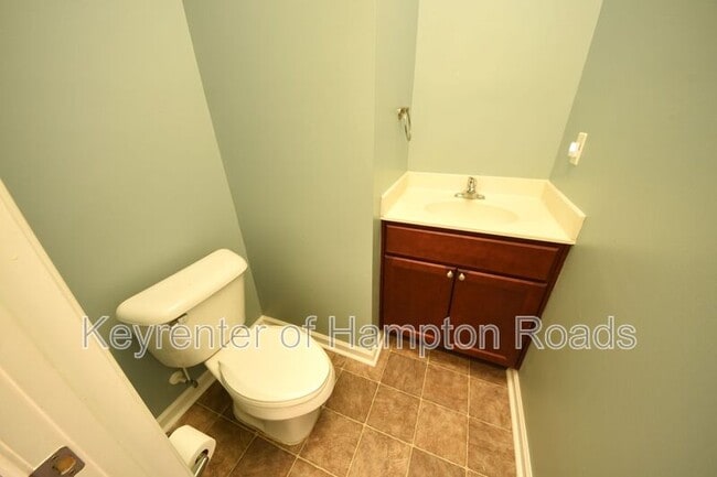 Building Photo - 1407 Rollesby Way