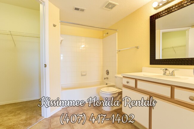 Building Photo - Beautiful 2nd floor Condo with 2 bedrooms ...