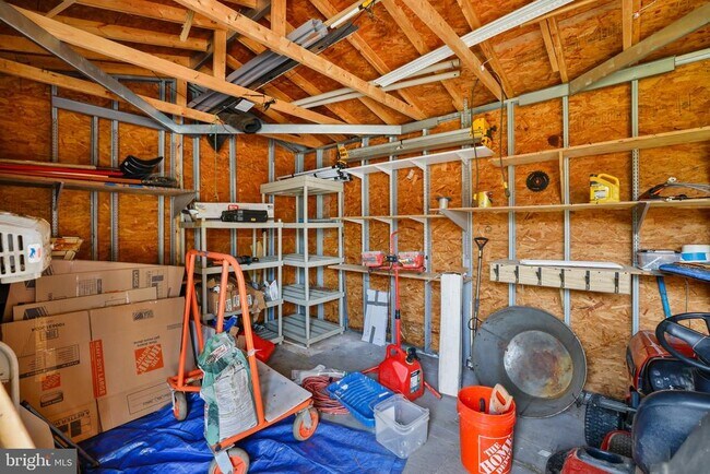 Building Photo - 10802 Blossom Ln