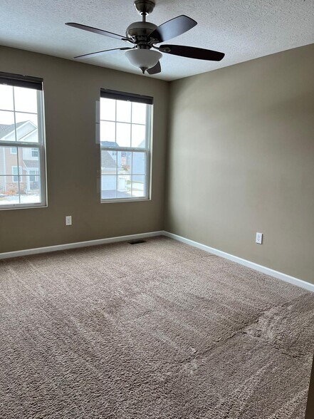 Building Photo - 165 Saddlebred Cir