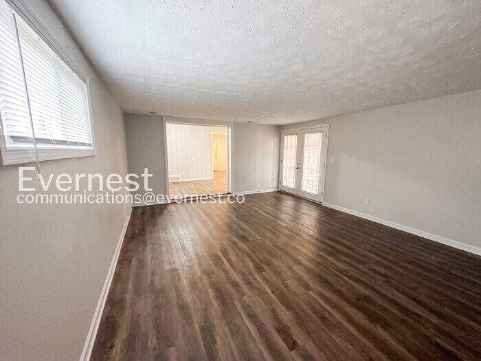 Building Photo - 1598 San Gabriel Ave