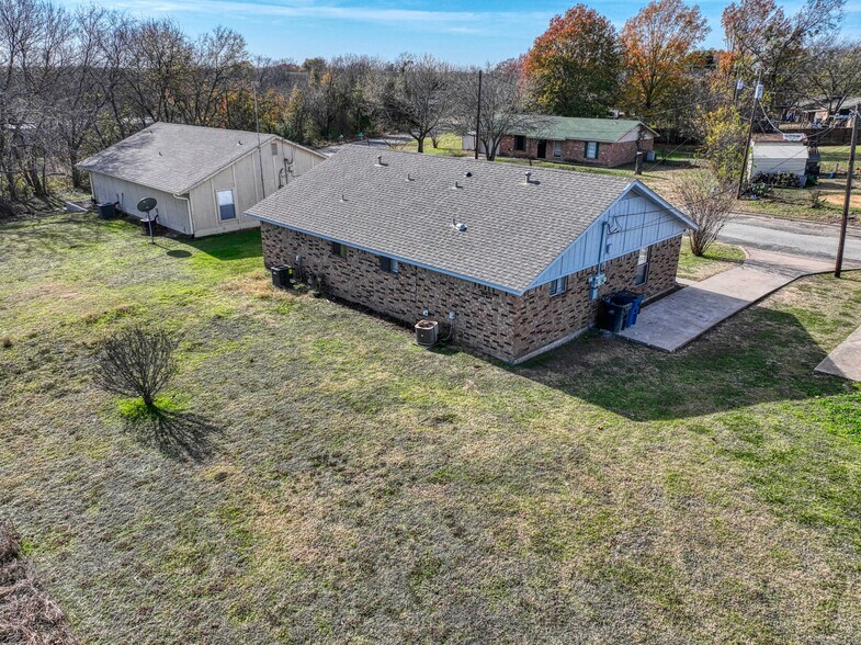Building Photo - 2113 Interurban Blvd