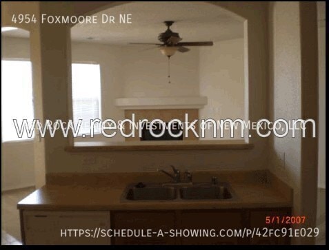 Building Photo - 4954 Foxmoore Dr NE