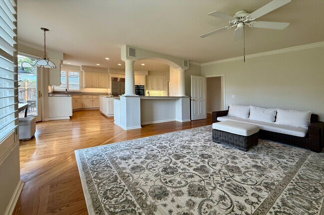 Building Photo - 1876 Heritage Way