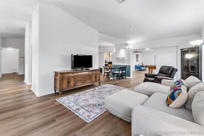 Building Photo - 13645 Exotica Ln