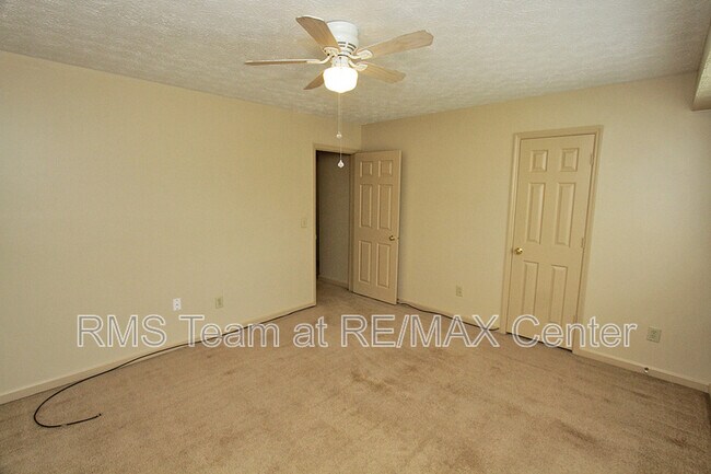 Building Photo - 1381 Omie Way