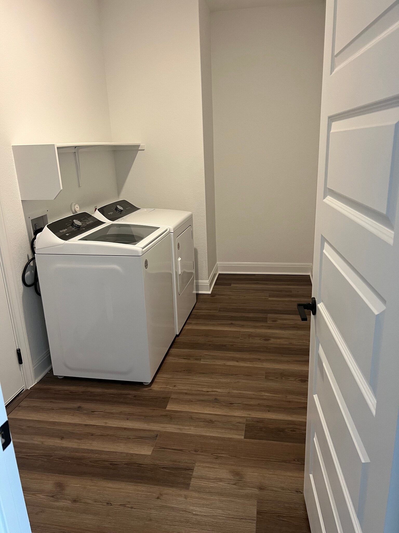 Laundry rrom - 16725 Santiaguillo Trce