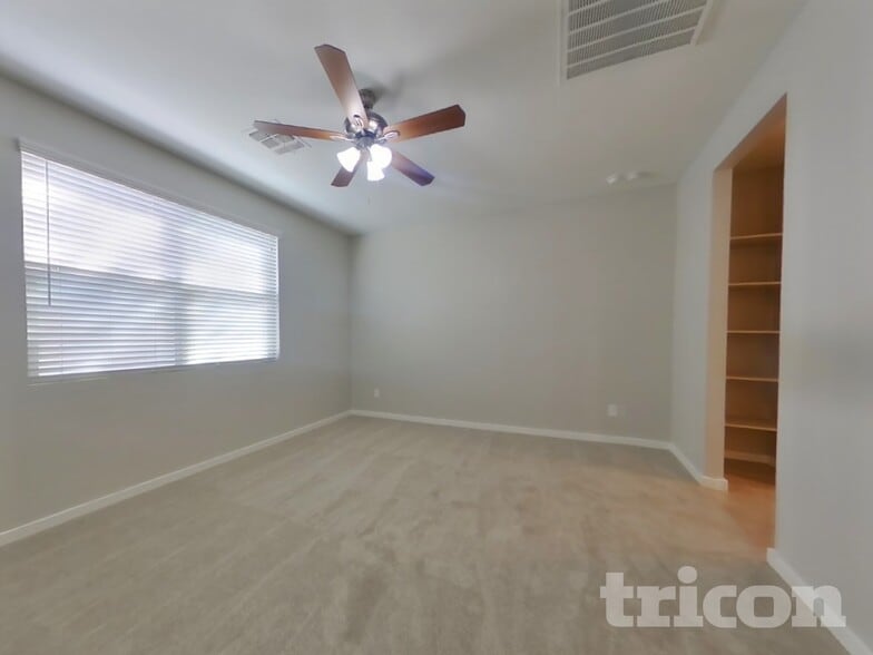 Building Photo - 13283 N 144th Ln